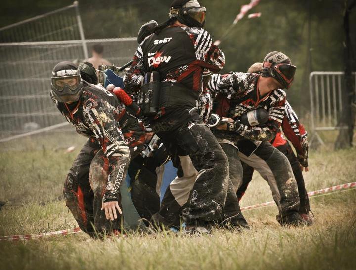 Tuleni Dew - paintball sport